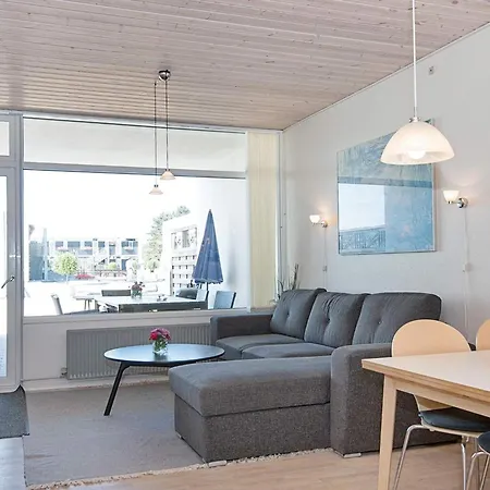 4 Person In Apartament Glesborg